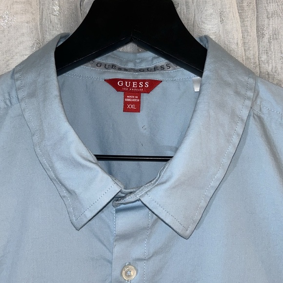 Guess Size XXL Pale Blue Short Sleeved Button Down Shirt - Picture 3 of 8